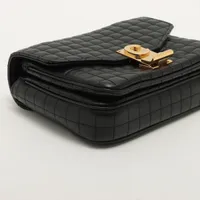 こじゃ！CELINE C (セー) ミディアム　本革ショルダーバッグ CELINE セリーヌ セー C ミディアム チェーンバッグ ショルダー