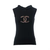 シャネル CHANEL カシミヤ100％ ノースリーブ　ココマークニット シャネル CHANEL カシミヤ100％ ノースリーブ ココマークニット