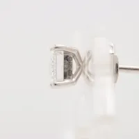 グラフ ダイヤ ピアス 750(WG) 2.0g 0.71 F VVS2 エメラルド