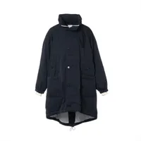 【完売必至】ボッテガ イントレデザインのナイロン中綿ベスト BOTTEGA VENETA ボッテガヴェネタ 22SS イントレチャート中綿