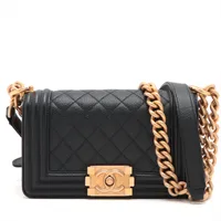 値下げ交渉お待ちしてます！コメント歓迎❤︎CHANEL❤︎新品未開封❤︎ アリュ CHANELスニーカー38 お値引き交渉あり‼️ - メルカリ