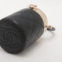 CHANEL バニティケース マトラッセ ブラック ラムスキン CHANEL シャネル スモールバニティケース マトラッセ ショルダー