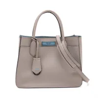 PRADA ベージュ レザー ハンドバッグ PRADA プラダ レザー 本革 ハンドバッグ ベージュ - メルカリ