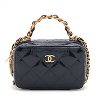 希少 正規品 CHANEL マトラッセ パテントレザーハンドバッグ ゴールド金具 希少 正規品 CHANEL マトラッセ パテントレザーハンドバッグ
