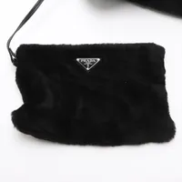 【送料込み】セール★PRADA★1BG427 関税込☆PRADA☆1BG427もこもこ可愛いムートンファートート