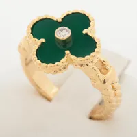 【ヴァンクリーフ＆アーペル】 ヴィンテージ アルハンブラ ヴァンクリーフアーペル Van Cleef & Arpels ヴィンテージ