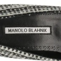 マノロブラニク ハンギシ フラットパンプス 38 HANGISI】ベルベット フラットシューズ（シューズ）｜MANOLO