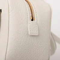 デルボー クールボックス ナノ レザー 2WAYハンドバッグ ホワイト