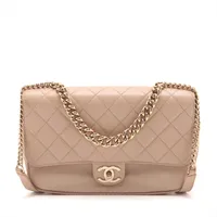 CHANEL マトラッセ キャビアスキン ショルダーバッグ 金金具 シャネル マトラッセ キャビアスキン チェーンショルダーバッグ