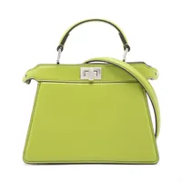 極美品　フェンディ　ピーカブー　IseeU　ショルダー　2way　ライトグリーン FENDI フェンディ ハンドバッグ PEEKABOO ISeeU PETITE ピーカブー