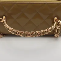 シャネル マトラッセ レザー チェーンショルダーバッグ バニティ