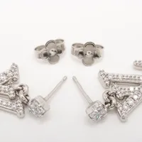 Louis Vuitton フックタイプ シルバー ピアス 両耳 Louis Vuitton フックタイプ シルバー ピアス 両耳