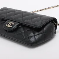 シャネル マトラッセ キャビアスキン チェーンショルダーバッグ アイ