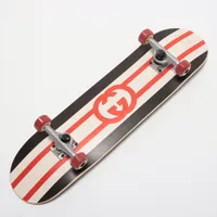 グッチ ウッド スケートボード Gucci logo skateboard in black wood | GUCCI® US