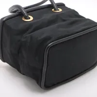 【美品】セリーヌ ハンドバッグ ナイロン レザー サークルロゴ ゴールド金具 黒 セリーヌ サークルロゴ ナイロン×レザー ハンドバッグ ブラック