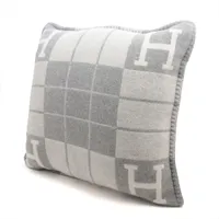 エルメス アヴァロン クッション ウール×カシミヤ グレー A3463604