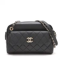 視線を奪う煌めき主役級♡【CHANEL】マトラッセショルダー シャネルマトラッセショルダーバッグ（シャネル マトラッセ25