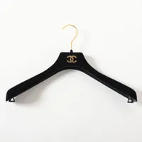 CHANEL♡ハンガー&タグ&替えボタン付♡ブラックジャケット CHANEL♡ハンガー&ブランドタグ&替えボタン付き♡ブラックジャケット