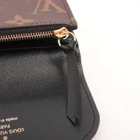 ヴィトン モノグラムリバース ポルトモネロザリ M82333 ブラウン