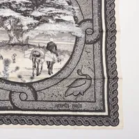 ☘️新品未使用 保存箱付☘️ HERMES　ヒマラヤ杉の下で 　カレ90 楽天市場】極美品 希少 HERMES エルメス カレ90 ヒマラヤ杉の下