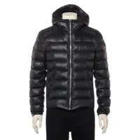 プラダ トライアングルロゴ ナイロン ダウンジャケット 46