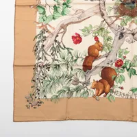 エルメス カレ90 AU COEUR DES BOIS 森の中で スカーフ シルク