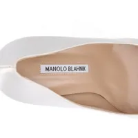 マノロブラニク ハンギシ サテン パンプス 38 レディース
