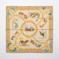☘️美品☘️HERMES　PLUMES プリュムス　カレ90 ライトブルー HERMES】エルメス『カレ90 プリュム アン フェット plumes en