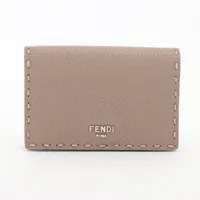油 FENDI ピーカブーセレリア カードケースホルダー ピーカブー カードケース カーフレザー ベージュ | Fendi