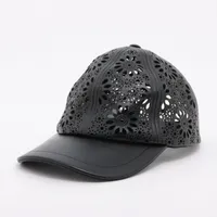 Christian Dior ブラック キャップ 57 ディオール キャップ 57 レザー ブラック 32DPS922I700 ZZ022546