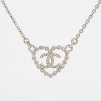 【カラーのハートがキュート♡25s】CHANEL ネックレス ハートチャームが可愛い♪【CHANEL】25P CCロゴ ネックレス