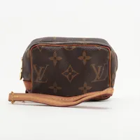 ルイ ヴィトン M58030 モノグラム トゥルース ワピティ ブラウン ポーチ 楽天市場】LOUIS VUITTON ルイヴィトン M58030 トゥルースワ