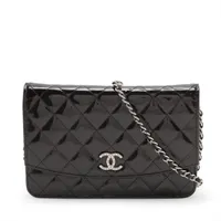 CHANEL マトラッセ パテント 長財布 黒 18番台 シャネル マトラッセ パテントレザー チェーンウォレット ブラック