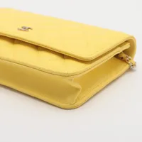 シャネル 23S チェーンウォレット キャビアスキン イエロー シャネル 23S チェーンウォレット キャビアスキン イエロー