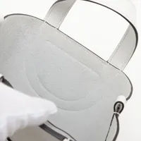 エルメス インザループ 18 トリヨンクレマンス ニューホワイト