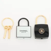 非売品【CHANEL】シャネルラコレクションカデナとコードホルダー2点セット m67282943487_1.jpg?1730381269