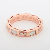 ブルガリ セルペンティ ヴァイパーバンド ダイヤ 750 シェル 1935 ブルガリ セルペンティ ヴァイパーバンド シェル ダイヤ リング