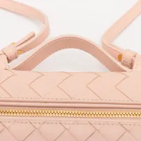 大人気★BOTTEGA VENETA★バンバンバニティーケース 2WAY レザー ボッテガヴェネタ イントレチャート バンバン バニティケース
