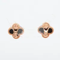ヴァンクリーフ&アーペル マジックアルハンブラ オニキス ピアス