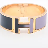 【値下げ】HERMES ネイビー エナメルバングル HERMES ネイビー エナメルバングル