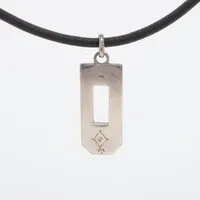 エルメス　トゥアレグ　ネックレス エルメス トゥアレグ ネックレス 925×革 18.9g シルバー