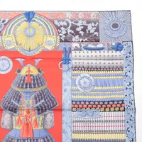 HERMES エルメス カレ90 スカーフ 侍の鎧兜　青赤 エルメス)カレ90《Parures de Samourais侍の鎧兜》スカーフ