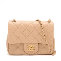 CHANEL マトラッセ17 ミニマトラッセバッグ シャネル ミニマトラッセ17 キャビアスキン シングルフラップ