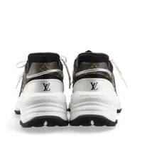 ヴィトン ラン55ライン 24年レザー✕ ファブリックスニーカー ヴィトン ラン55ライン 24年レザー✕ ファブリックスニーカー