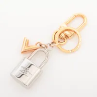 ルイ ヴィトン カレイド V パドロック キーホルダー チャーム M67376 メタル レディース LOUIS VUITTON 【234-16161】 ルイ ヴィトン カレイド V パドロック キーホルダー チャーム M67376
