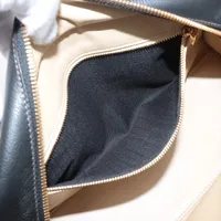 ロエベ レザー アマゾナ 28 ハンドバッグ 楽天市場】【中古】｜LOEWE ロエベ アマソナ28 パイソンレザー