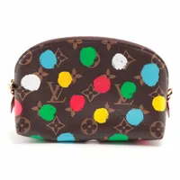 LOUIS VUITTON 草間彌生　化粧ポーチ　モノグラムレッド LOUIS VUITTON 草間彌生 化粧ポーチ モノグラムレッド