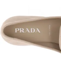◆PRADA◆ ロゴプレート スリッポン ローファー ベージュ PRADA - プラダ PRADA スリッポン ローファー モカシン カーフ