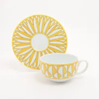最終価格❣️☆【エルメス】イエロー系シエスタ絵柄プレート22.5㎝単品美品☆ ☆【エルメス】イエロー系シエスタ絵柄プレート22.5㎝単品美品