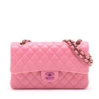 【25P カメリア金具がアクセント】CHANEL フラップバッグ ik-00-0555884-1.jpg